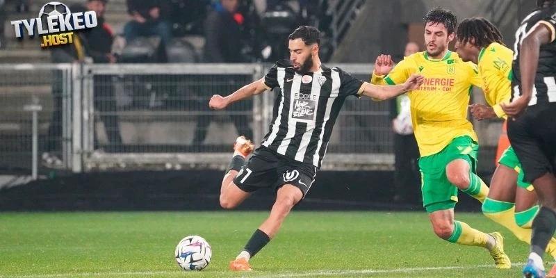 Đánh giá tổng quan phong độ cặp đấu