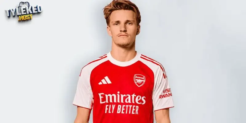 Odegaard đòi đến MU, Barcelona và Real cùng tranh Rodri